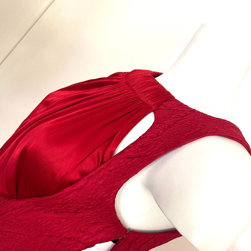 Auc Versace Red Sleeveless Textured Detail Mid-length Cocktail Dress IT 38 - Picture 14 of 17